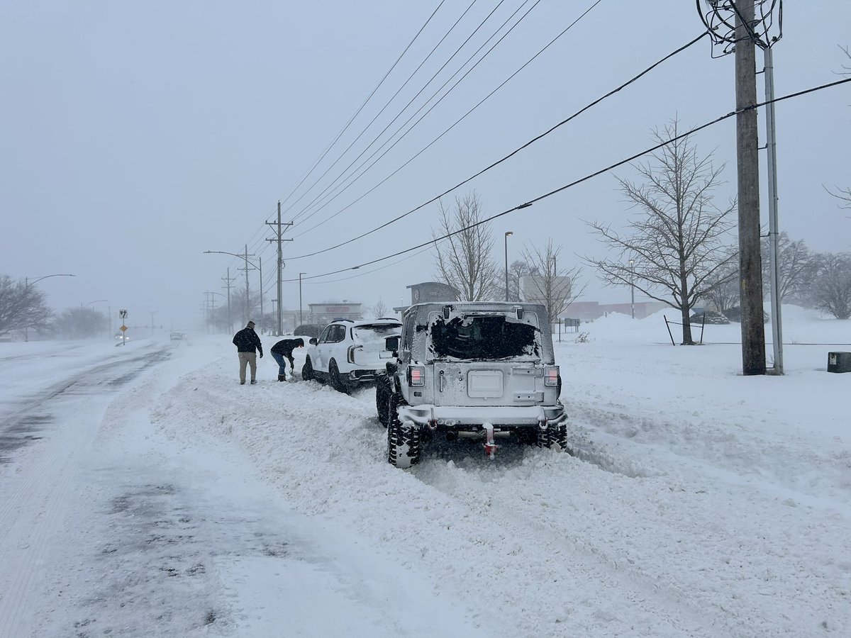 We are urging residents to stay off the roads. Officers are responding to calls &amp; accidents, but even we have gotten stuck. Due to the hazardous conditions, officers may not be able to respond to non emergency incidents where vehicles are stuck on side streets. #kswx #snow