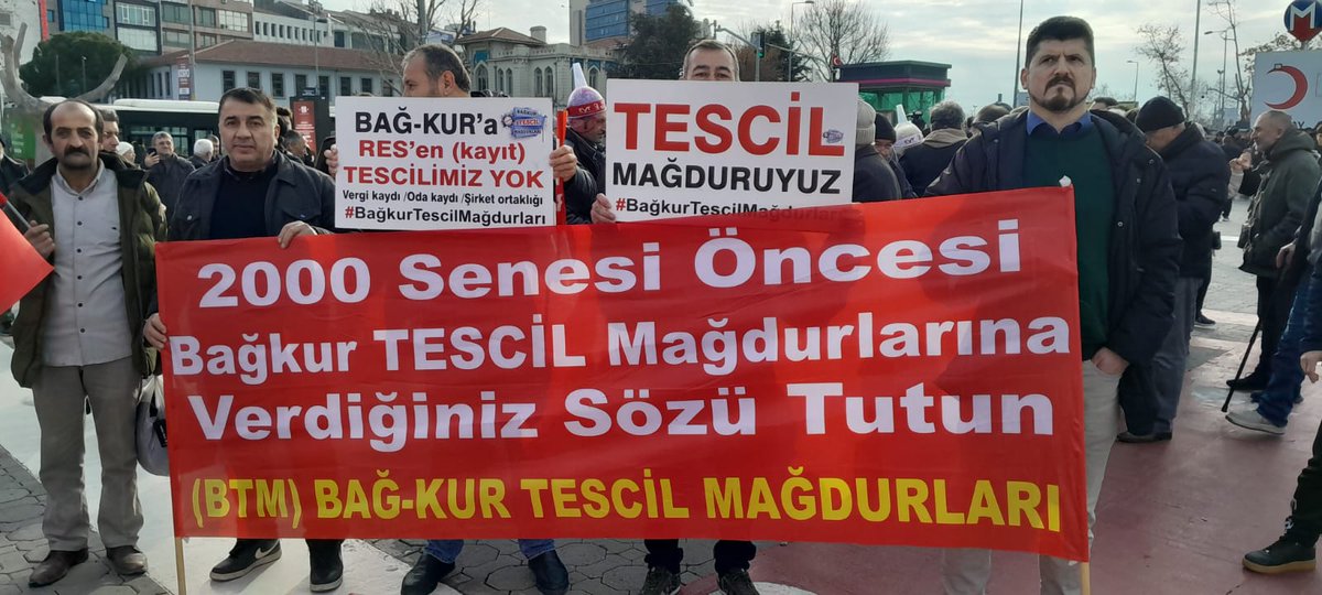 <a href="/HaberYhs/">Yardımcı Hizmetler Haber</a> <a href="/_cevdetyilmaz/">Cevdet Yılmaz</a> ‼️VERGİ veya ODA KAYDI OLAN #BAĞKUR #TESCİL MAĞDURLARININ HAKLARINI VERMEMEK #İKTİDARIN AYIBI DEĞİL Mİ❓
ESNAFIN HAKLARINA GASP DEĞİL Mİ ❓
KUL HAKKI DEĞİL Mİ ❓
<a href="/RTErdogan/">Recep Tayyip Erdoğan</a>
<a href="/isikhanvedat/">Prof. Dr. Vedat Işıkhan</a> 
<a href="/_cevdetyilmaz/">Cevdet Yılmaz</a>
#HAKiçinKadıköydeyiz
#BağkurTescilMağdurları