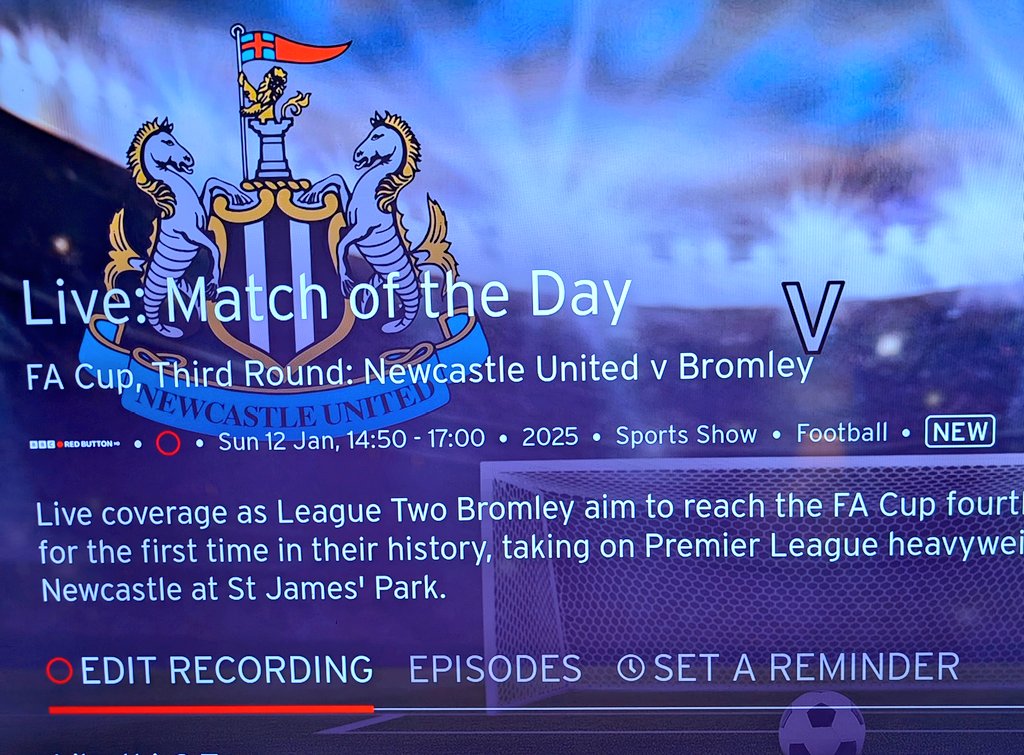 huddaz712's tweet photo. For those who have no chance of being at the match, or unaware it's on TV. It's being shown on BBC via the red button.
@nufc #nufc #FACup #FACup3rdround
#NewcastleUnitedvBromley #HWTL #NewcastleUnited https://t.co/xD6KYneuoF