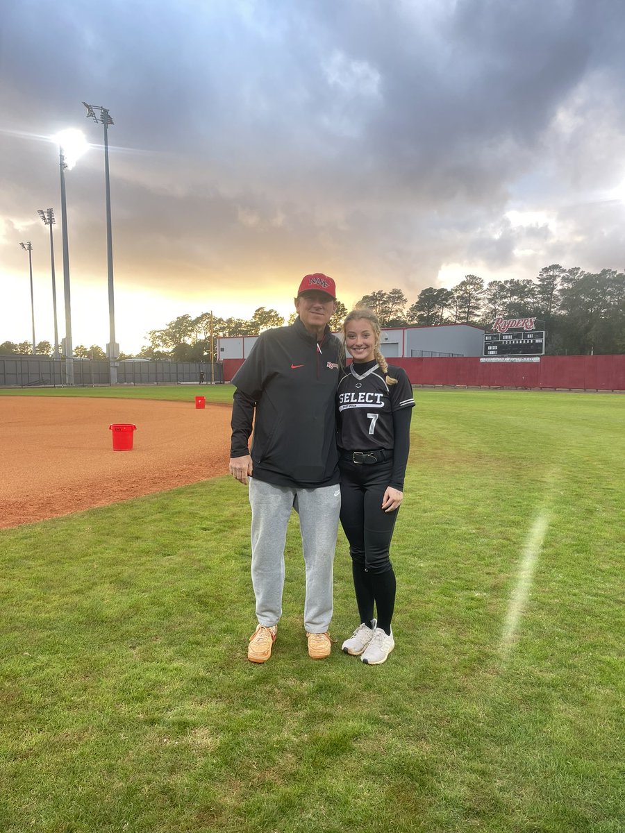 Select Fastpitch-McManus 18U tweet media