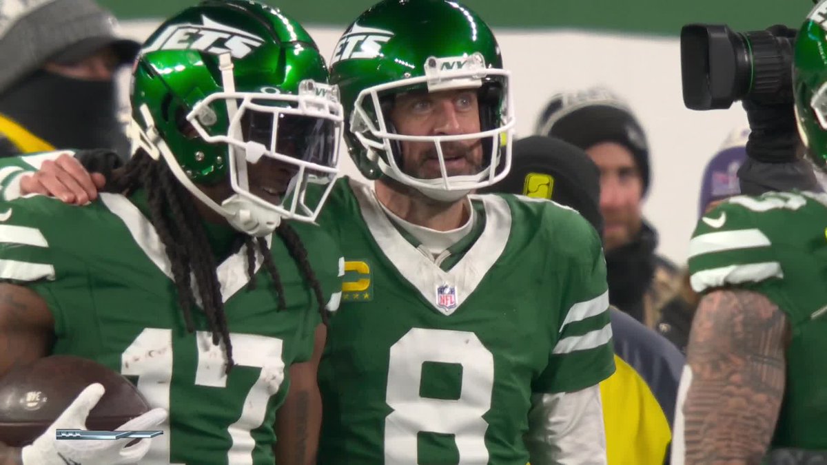 💚 Football is Family 💚 

<a href="/NFL/">NFL</a> |<a href="/nyjets/">New York Jets</a> | <a href="/AaronRodgers12/">Aaron Rodgers</a> | <a href="/tae15adams/">Davante Adams</a>