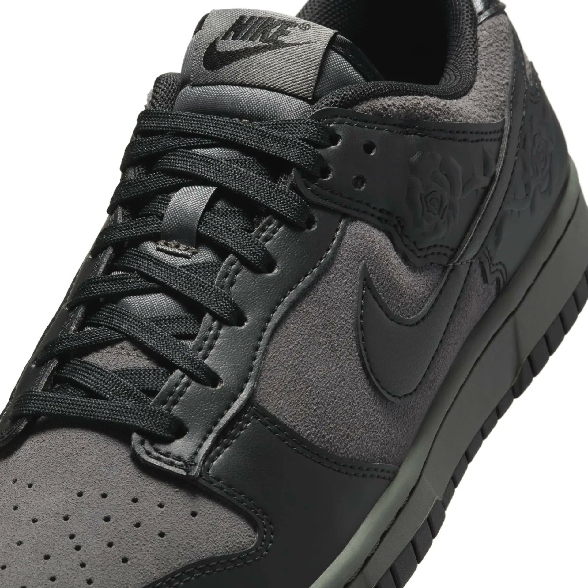 早い者勝ち!!! NIKE ◆ ナイキ W ダンク LOW｜HF1986 Fullress on X: 