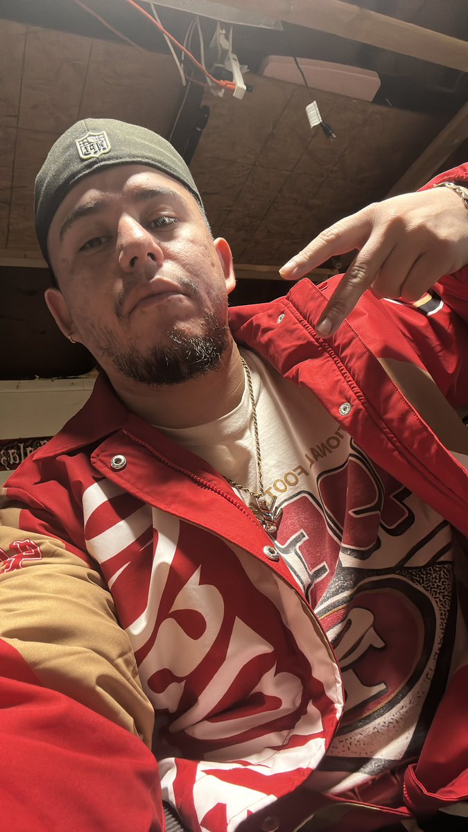 NinerGangSAC's tweet photo. #foximpactonfl #49ers https://t.co/bqZSBXY0wG