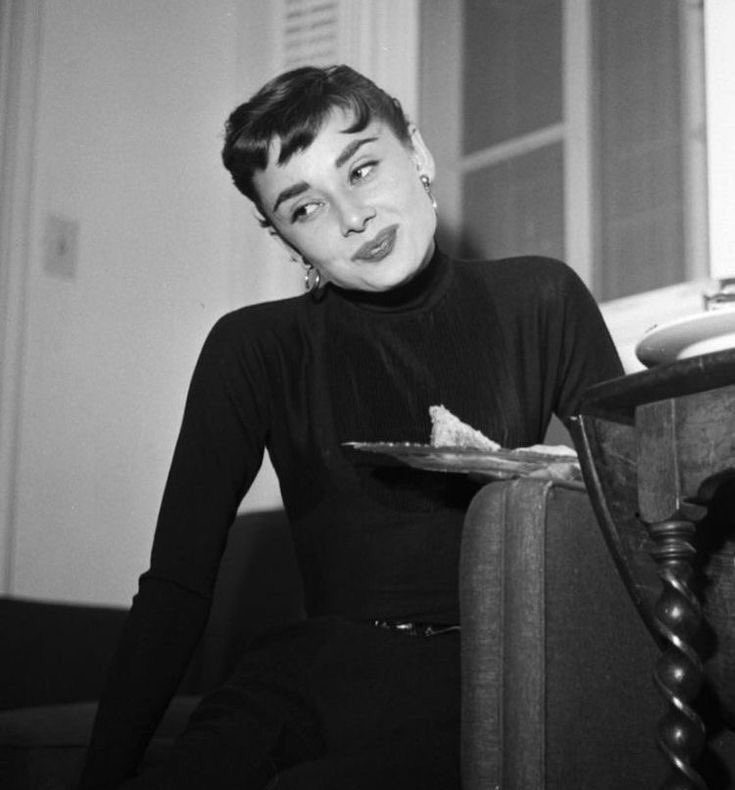 hepburn archive ౨ৎ tweet media