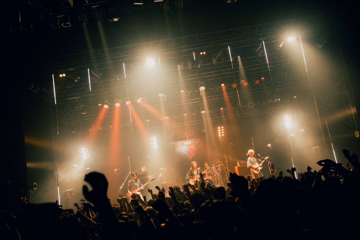 encore_inf's tweet photo. yutori お年玉企画としてワンマンライブ映像をフル尺でYouTubeに公開!
https://t.co/70JRrH2P3t
#yutori #Luvyourself https://t.co/FgsY8u6HGG