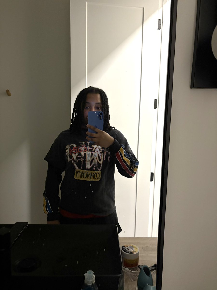 messy boots tweet media