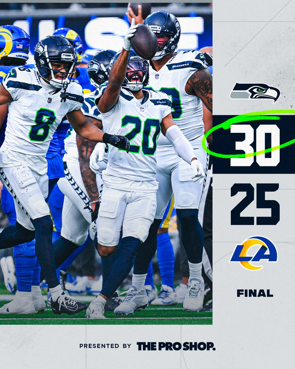 Closing out with a W.

#GoHawks x <a href="/SeahawksProShop/">Seahawks Pro Shop</a>