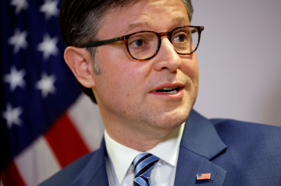 Cryptomanciens's tweet photo. Mike Johnson conserve son poste de président de la Chambre aux États-Unis 🇺🇸

👉 Un rappel important : il a soutenu deux initiatives législatives en faveur des cryptomonnaies 💰 https://t.co/iOusudZj55