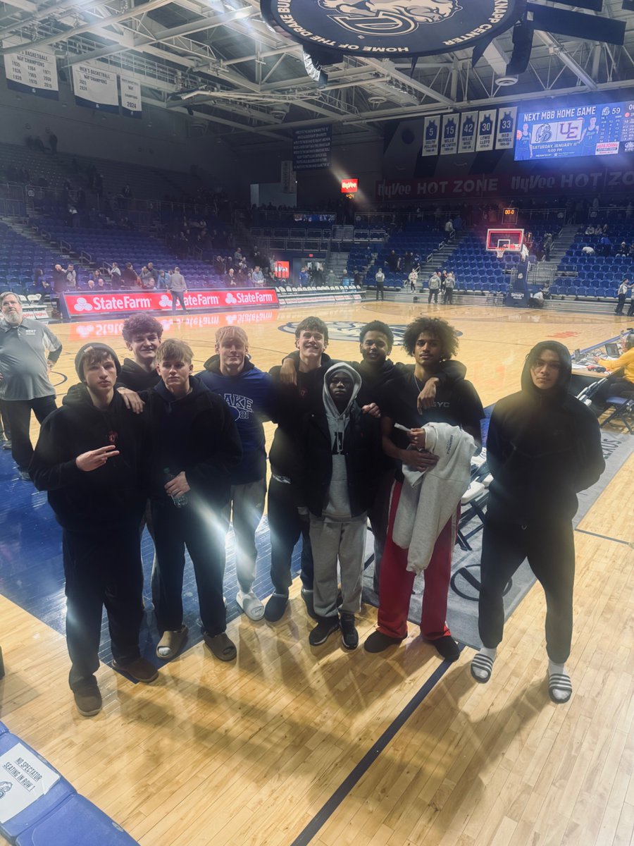 Great time for our Guys attending an NBA G League game yesterday and then watching  Drake vs Murray State today !