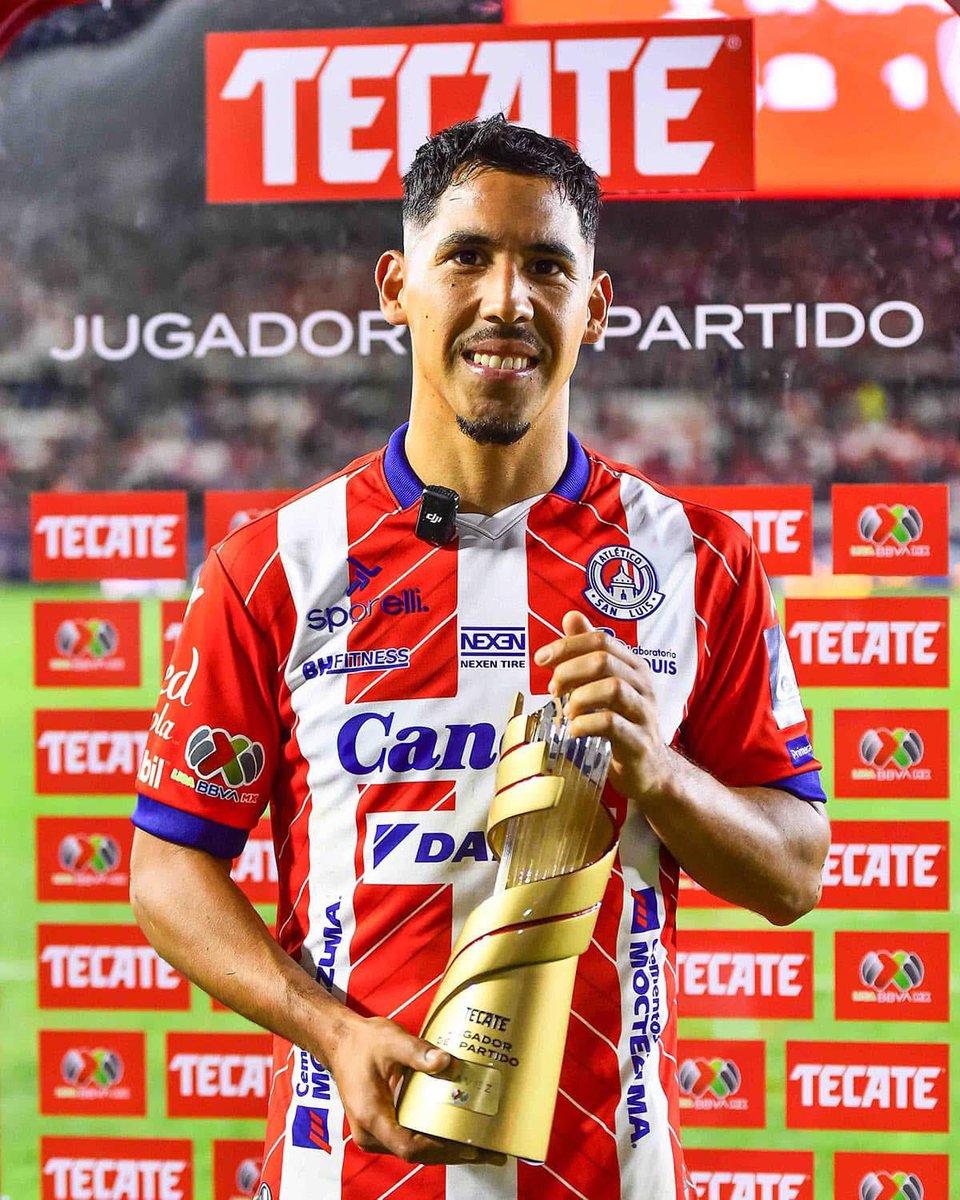 NDanielVazquez's tweet photo. El victorense Ricardo Chávez, ya es nuevo jugador de @Rayados. Se espera que se presente en próximas horas, él ya listo para presentarse en cuanto se haga todo lo pertinente entre clubes. https://t.co/rUavPo2QIk