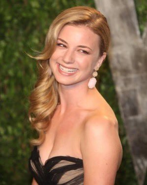 AgentNeighbor's tweet image. #SeductiveSundayᅠᅠ @HOMECOMING_ONE