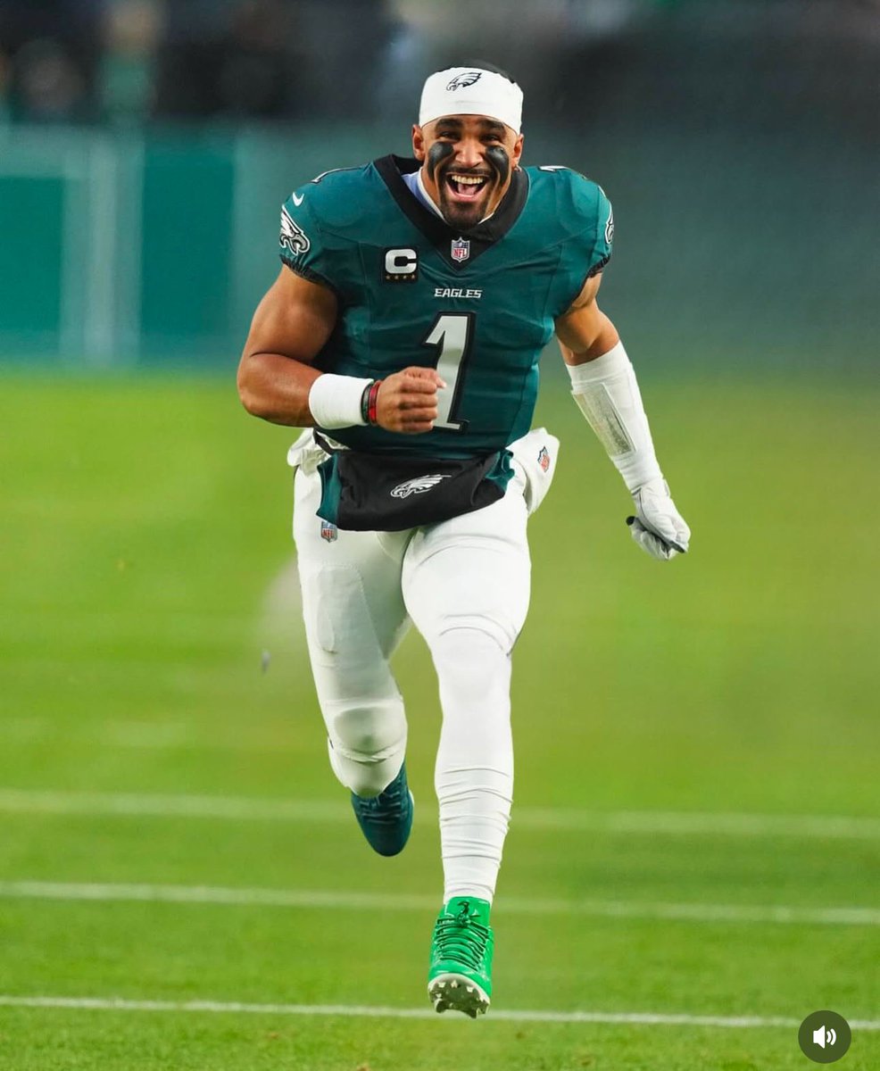 PHLEaglesNation's tweet image. Eagles. Packers. 4:30. Sunday.