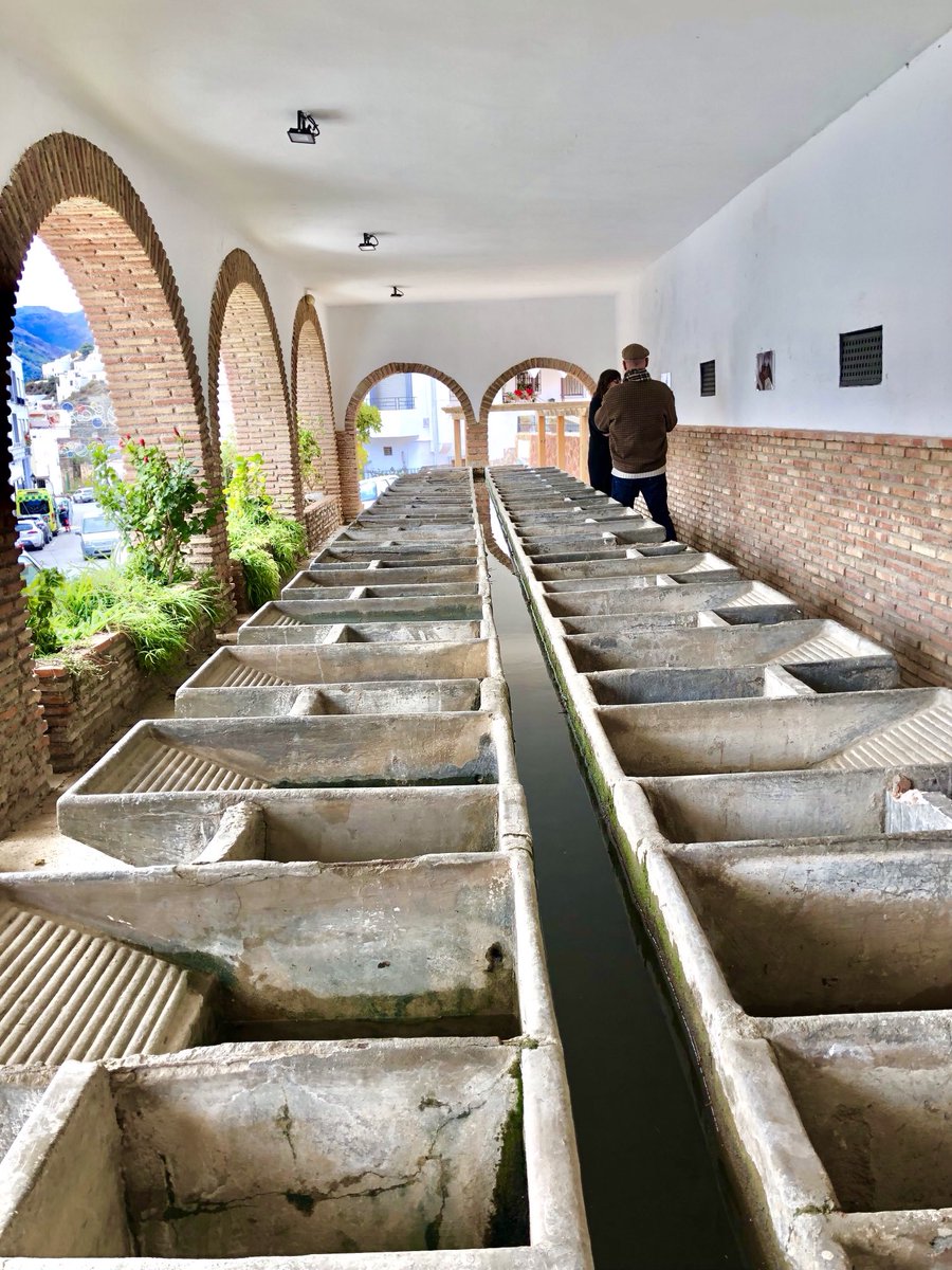 BettyBeaufor's tweet photo. #Photography #spain #canjayar  #andalucia #mypics #samedaylastyear #history #lavoir https://t.co/3RHTf2WYeq