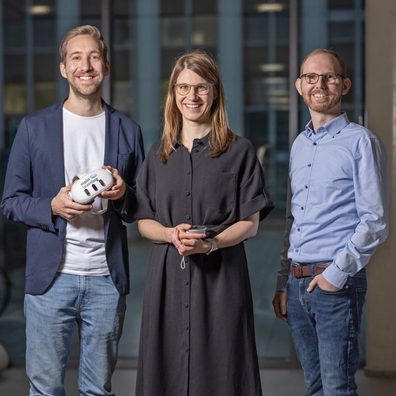3spin Learning (@3spin) on Twitter photo Wir sagen DANKE und bis nächstes Jahr 👋.
2024 war geprägt vom Beginn einer bahnbrechenden Partnerschaft mit <a href="/tuevnord/">TÜV NORD GROUP (DE)</a>, aus der bereits zahlreiche Produkte hervorgegangen sind, mit denen 2025 Tausende immersiv und KI-gestützt lernen werden. #virtualreality #vrtraining Wir sagen DANKE und bis nächstes Jahr 👋.
2024 war geprägt vom Beginn einer bahnbrechenden Partnerschaft mit <a href="/tuevnord/">TÜV NORD GROUP (DE)</a>, aus der bereits zahlreiche Produkte hervorgegangen sind, mit denen 2025 Tausende immersiv und KI-gestützt lernen werden. #virtualreality #vrtraining