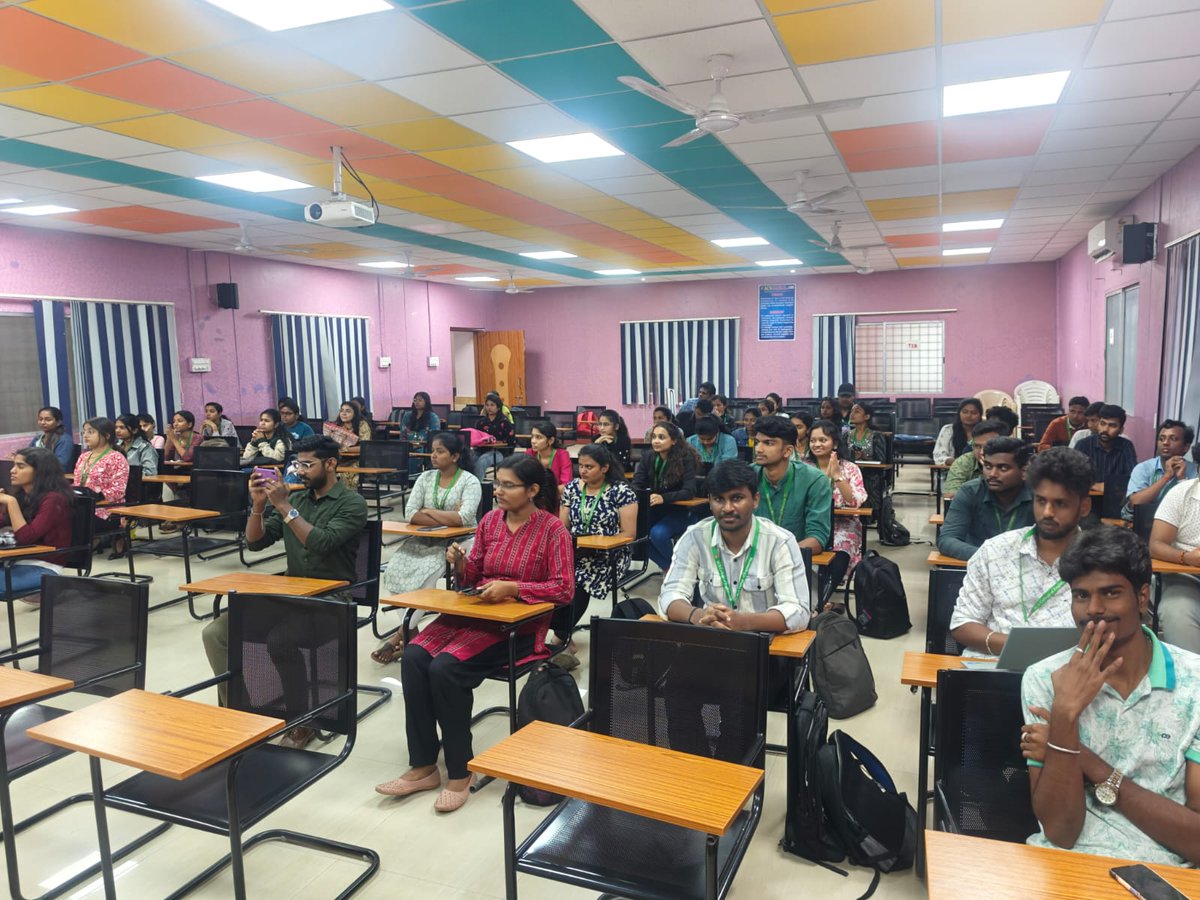acscebangalore's tweet image. 🌟 “Campus to Corporate Digital Academy” Valedictory 🌟

#ACS_College_of_Engineering&apos;s #CSEDept, in collaboration with #Capgemini &amp;amp; #ICT_Academy, celebrated the journey of students bridging academics &amp;amp; industry.

🎓 Congrats to all achievers!

#CampusToCorporate #SkillDevelopment