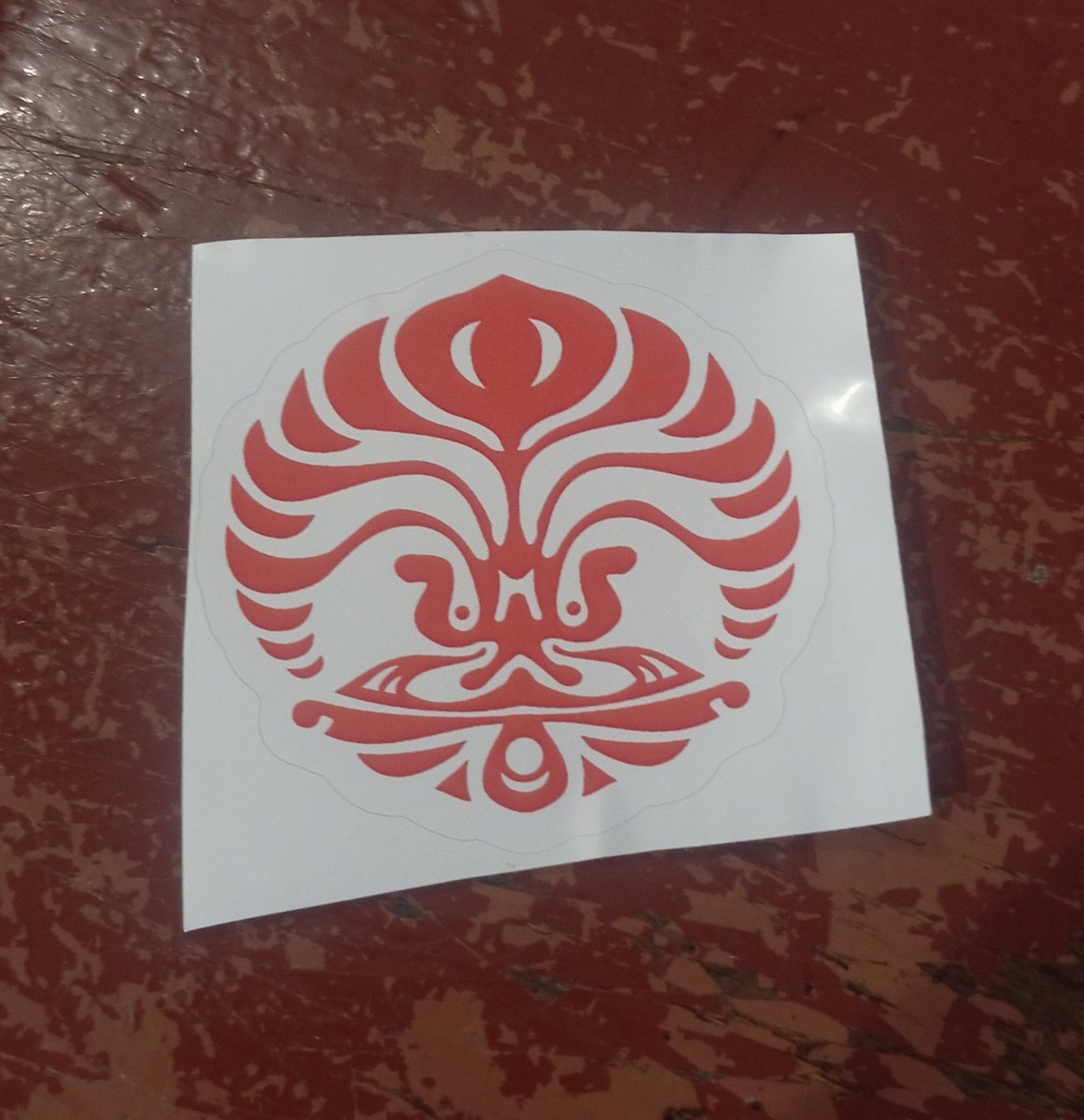 peachyseys's tweet image. happy new year guys! abis liburan yuk mulai ambis lagii. anw awali tahun baru dengan makara merah 😋