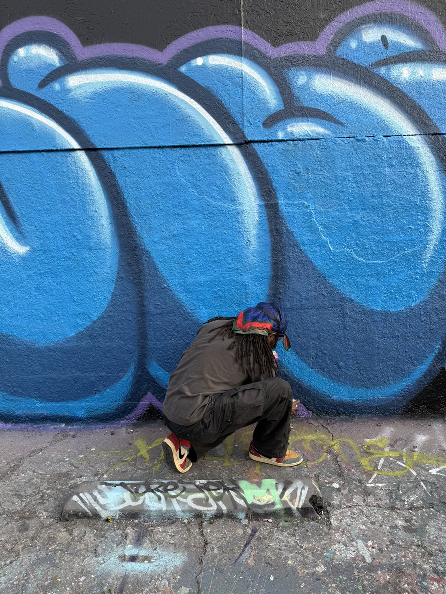 BlueTheGreat's tweet photo. “Blue” knuckles. https://t.co/TLC2Abb91N