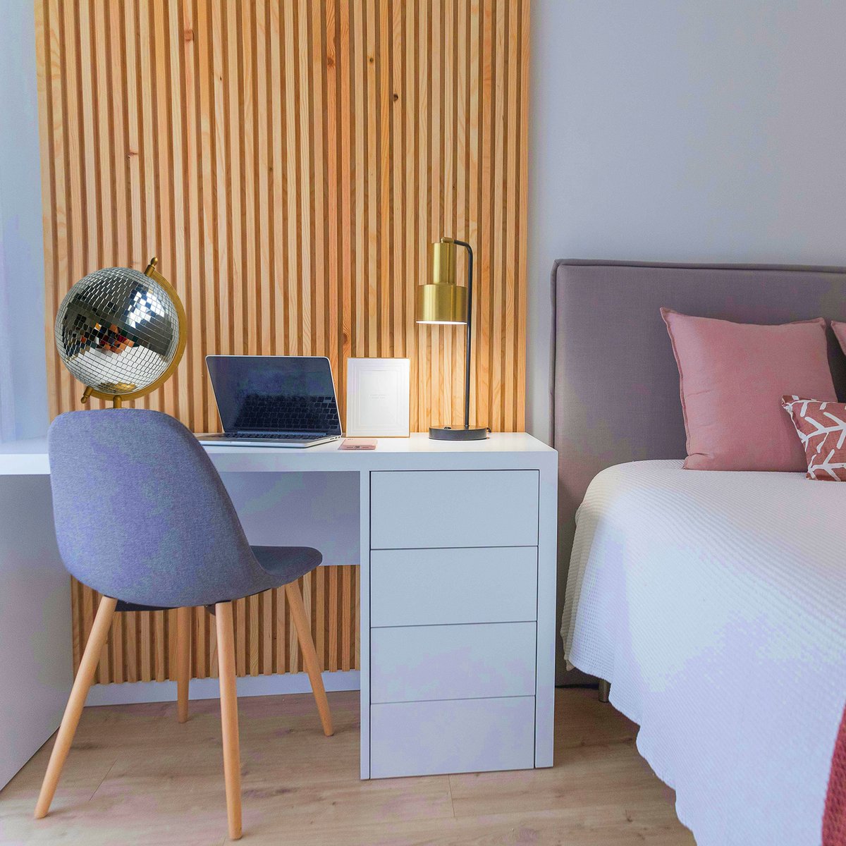 discomfg's tweet image. Explore the world in style with our Disco Ball Globe! 🌍✨ A dazzling statement piece for your home or event decor. 🌟

Shop now: mfgdisco.com | Amazon: amazon.com/stores/MFGDISC…
#DiscoBallGlobe #MFGDISCO #HomeDecor #PartyVibes #UniqueStyle #GlobeDecor #ShinyStyle #Event