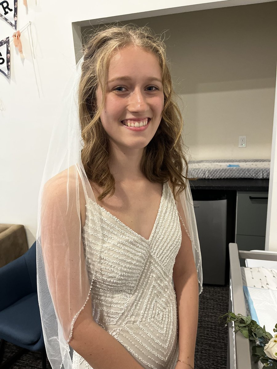 AJ__Hamilton's tweet photo. Caught a moment with my daughter just before walking her down the aisle https://t.co/vpps2tNXdl