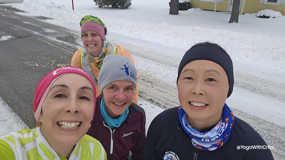YogaWithCriss's tweet photo. Resumen de hoy:
14.5 km en el pueblo cercano con algunas de las compañeras de #45thparallel group a -9º C con viento 🥶 y día 5 del reto #yogarunner.
@mikotirkin @NanckyQueen @BLANCH_STELA @Esmerleonv https://t.co/CkhDrs3McF