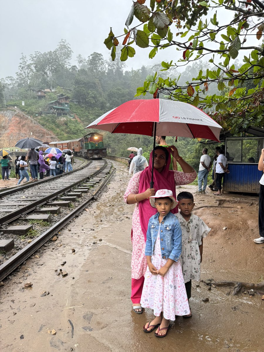 ShamreenSuhail's tweet photo. December 2024 Trip to #NuwareEliya https://t.co/sxnC4fLaA5