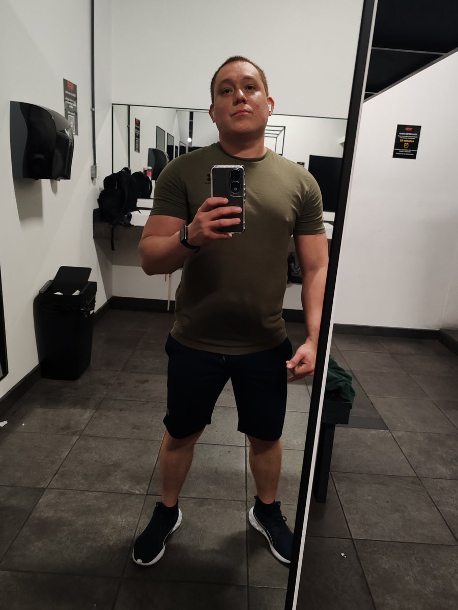 alan (@alan1127610) on Twitter photo 