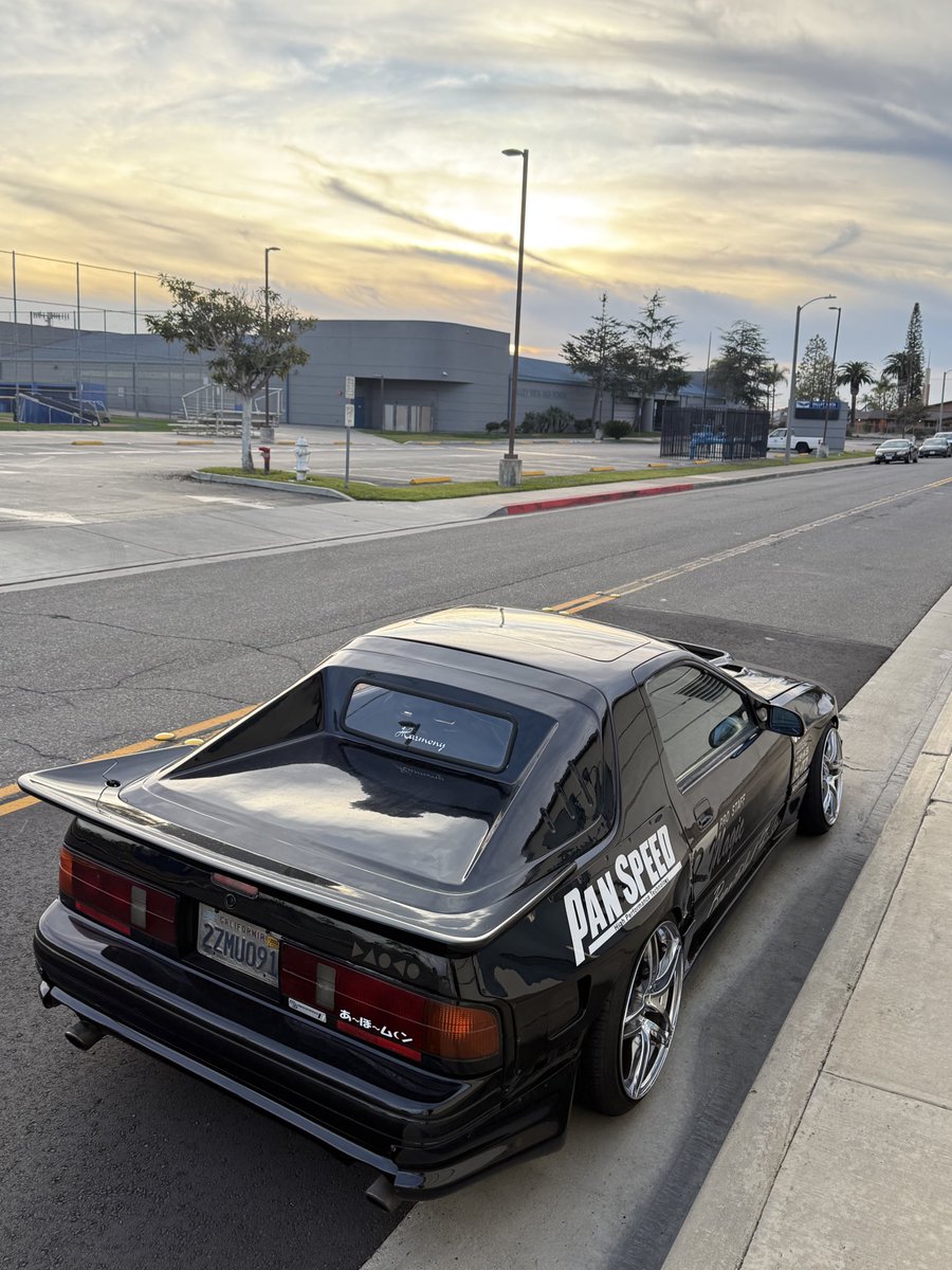 pnutparadise's tweet image. nice day to drive around