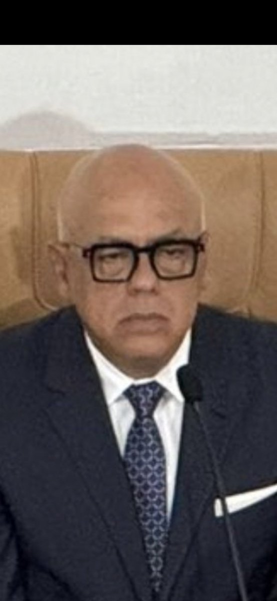 catunap's tweet photo. Esta es la cara de un ganador!! De las ojeras hablamos otro día. https://t.co/uhl0cfPFVT