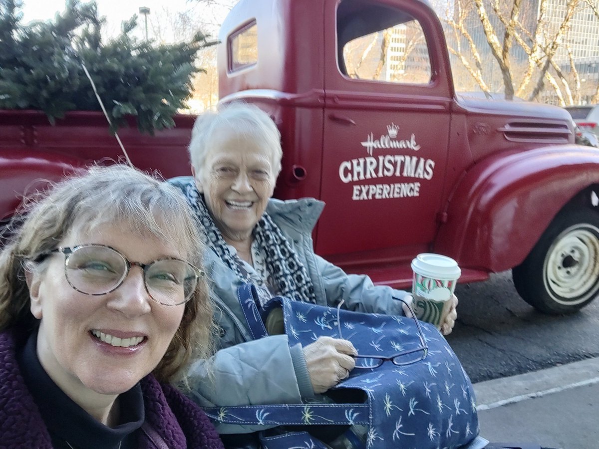 Tracy Schuldt Helixon tweet media