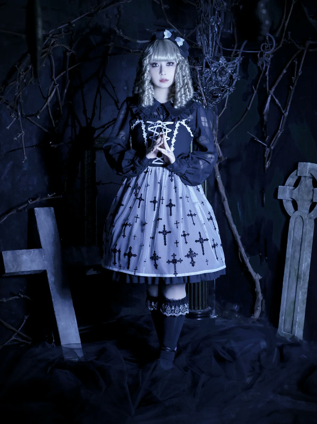 モワティエ フレームクロスプリントジャンパースカート 夏のロリータ