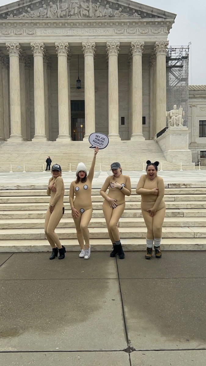 FeministStruggl's tweet photo. #StreakforEquality Saturday, January 11th 8-4 at your state capitol #ERANow #ERAis28A #LegalizeEquality #BidenPublishtheERA #MaketheCallJoe and tell the Nat'l Archivist to #PublishtheERA #DontLeaveUsExposed @JoeBiden !! https://t.co/nCkSmCPWsA