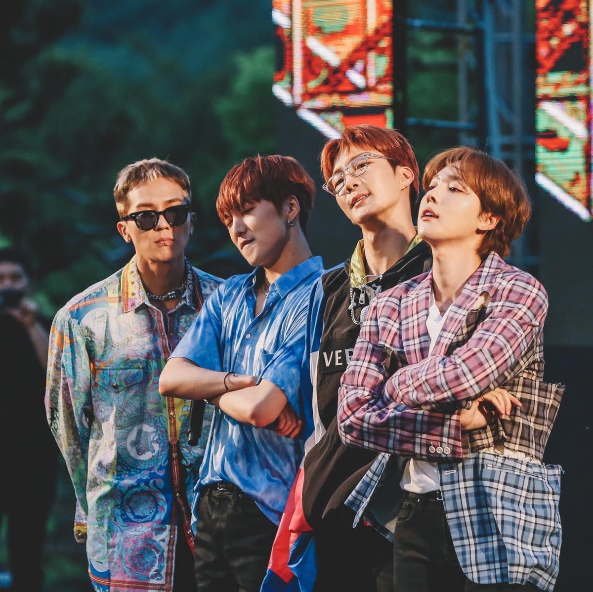 Tris_094's tweet photo. Comeback stronger please 💙💙💙💙

We Stand Strong With MINO
#noWINNERwithoutMINO
#WeWillWait4WINNER 
@official_mino_ @yg_winnercity @ygent_official #위너 #송민호 #WINNER #MINO https://t.co/56xVW2pa0Y