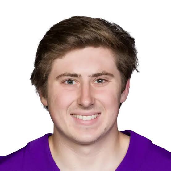 cASHBAUGHH's tweet image. Knew Will Reichard looked familiar