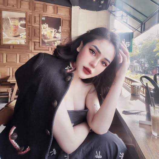 Siêu nhân cũng thất tình, cũng cô đơn, nói gì là mình...!