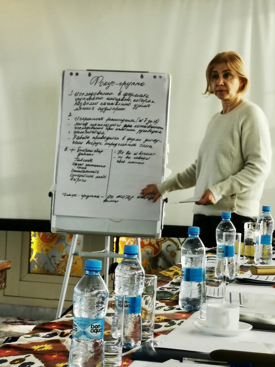 OSCEDushanbe's tweet image. Empowering leaders for change! 14 directors of @OSCE-supported Women’s Resource Centres in Tajikistan improved their skills in #projectdevelopment, #management &amp;amp; #fundraising. Backed by 🇳🇴🇺🇸🇫🇮🇪🇺🇦🇩🇩🇪, these Centre support survivors of #domesticviolence. 

osce.org/programme-offi…