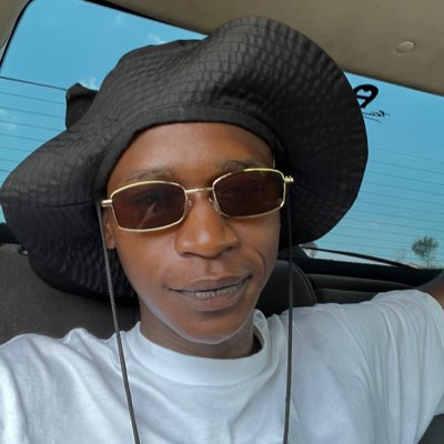 Simphiw44098186's tweet photo. #NewProfilePic https://t.co/lcNBZ8esWy