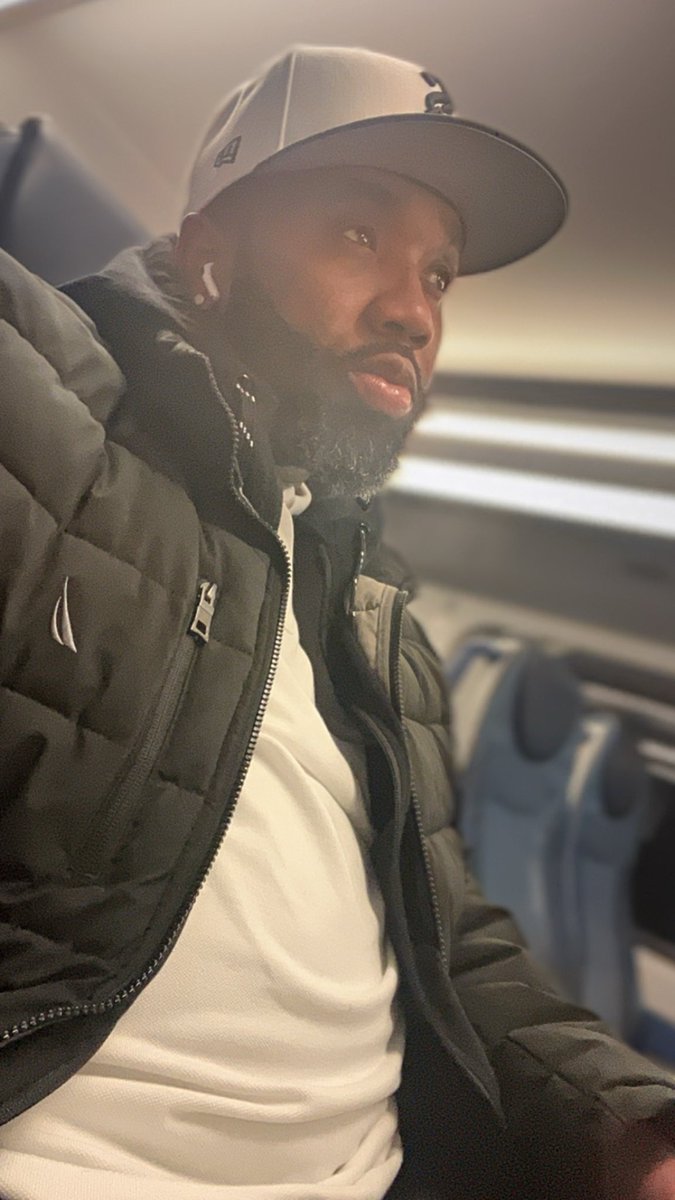 Looking at the future!!!! 
👀👀👀👀
#beard # handsome #fyp #fypシ #nyc