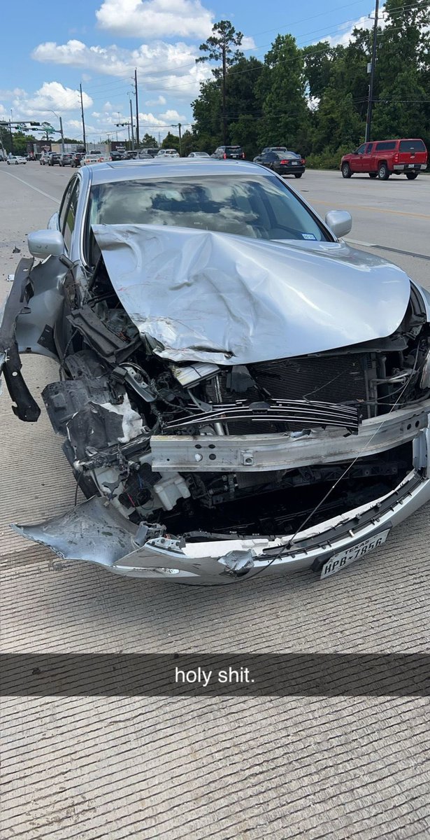 unacelll's tweet photo. @fhotoss I think $LINEO money should go towards helping me get a new car. My last one was totaled after I was hit by a drunk driver. $LINEO 🔥 https://t.co/0Y9DZIueoV