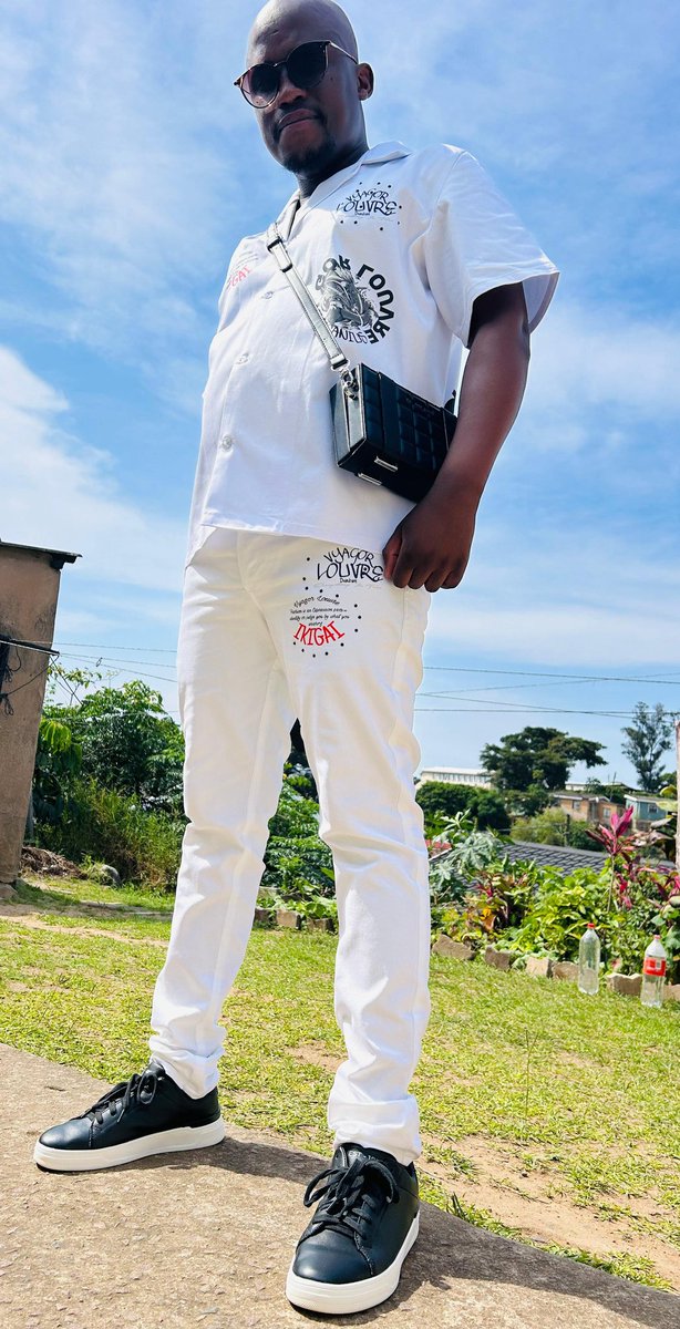 FamSoul_SA's tweet photo. 4th Annual All White Day Party @MaxsLifestyle @maxslifestyle1 
#allwhitedayparty
#durbantourism
@RedBullZA https://t.co/F5LhvN0qZo