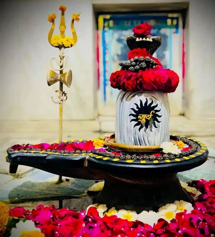 महादेव, आपके बगैर सब व्यर्थ है मेरा
मैं हूँ आपका शब्द और आप अर्थ है मेरा

महादेव / MAHADEV..📿🔱♥️