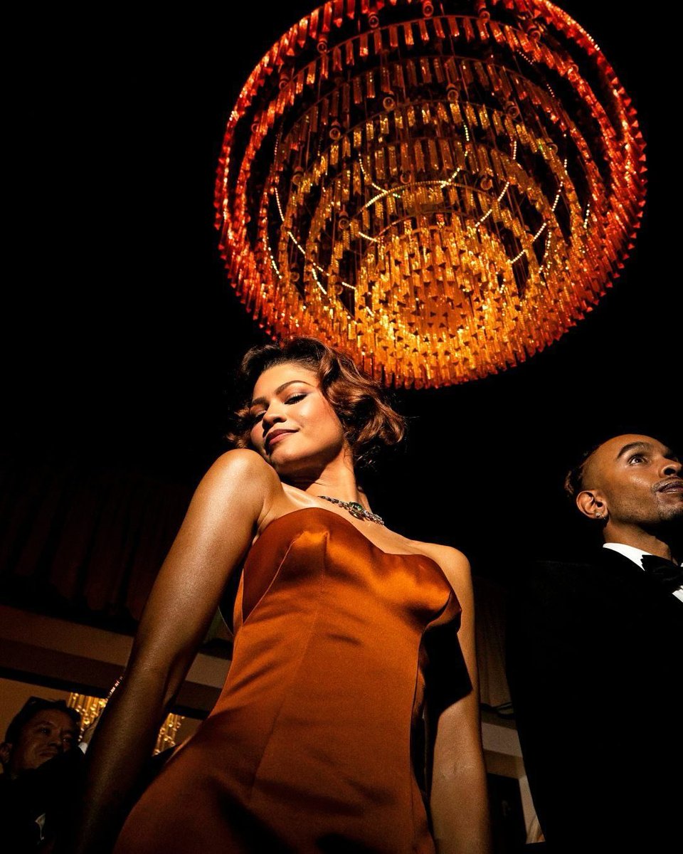 Zendaya_Updated's tweet image. Zendaya photographed at the 2025 Golden Globes.
