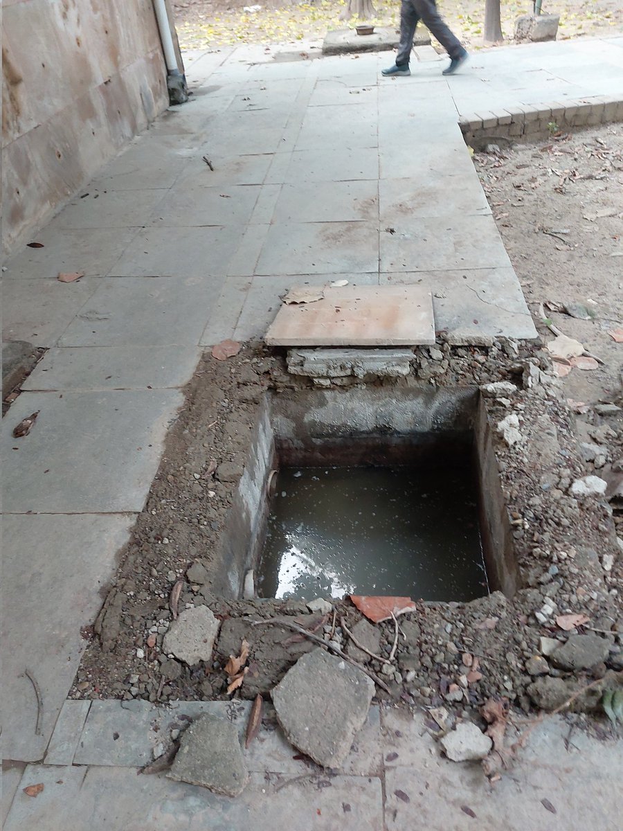Rajiva2011's tweet photo. @CeoNoida @noida_authority
Death traps at Meghdutam Park sec50
 1. Open manhole with toilet liquid waste remains uncovered for almost a month 
2 .Electric junction boxes with open live wires . 
Maintenance pathetic.Need to engage  better contractor or better horticulture staff. https://t.co/4UybxqHYcC