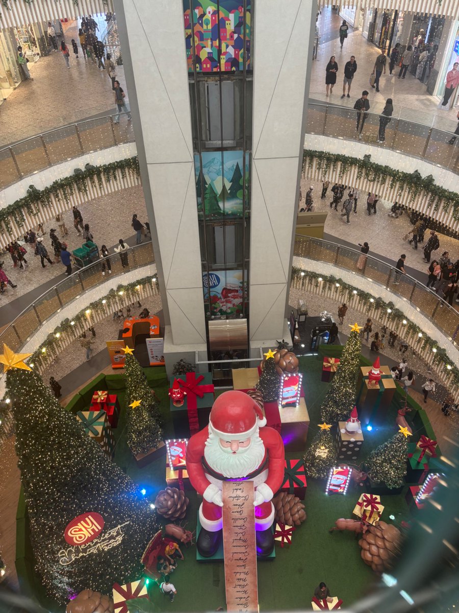 Dami pa ding turista! Sino around?

#alterbaguio
#alterbenguet 
#altertatay
#altemarried
#alterpinoy
#alterphilippines 
#alter