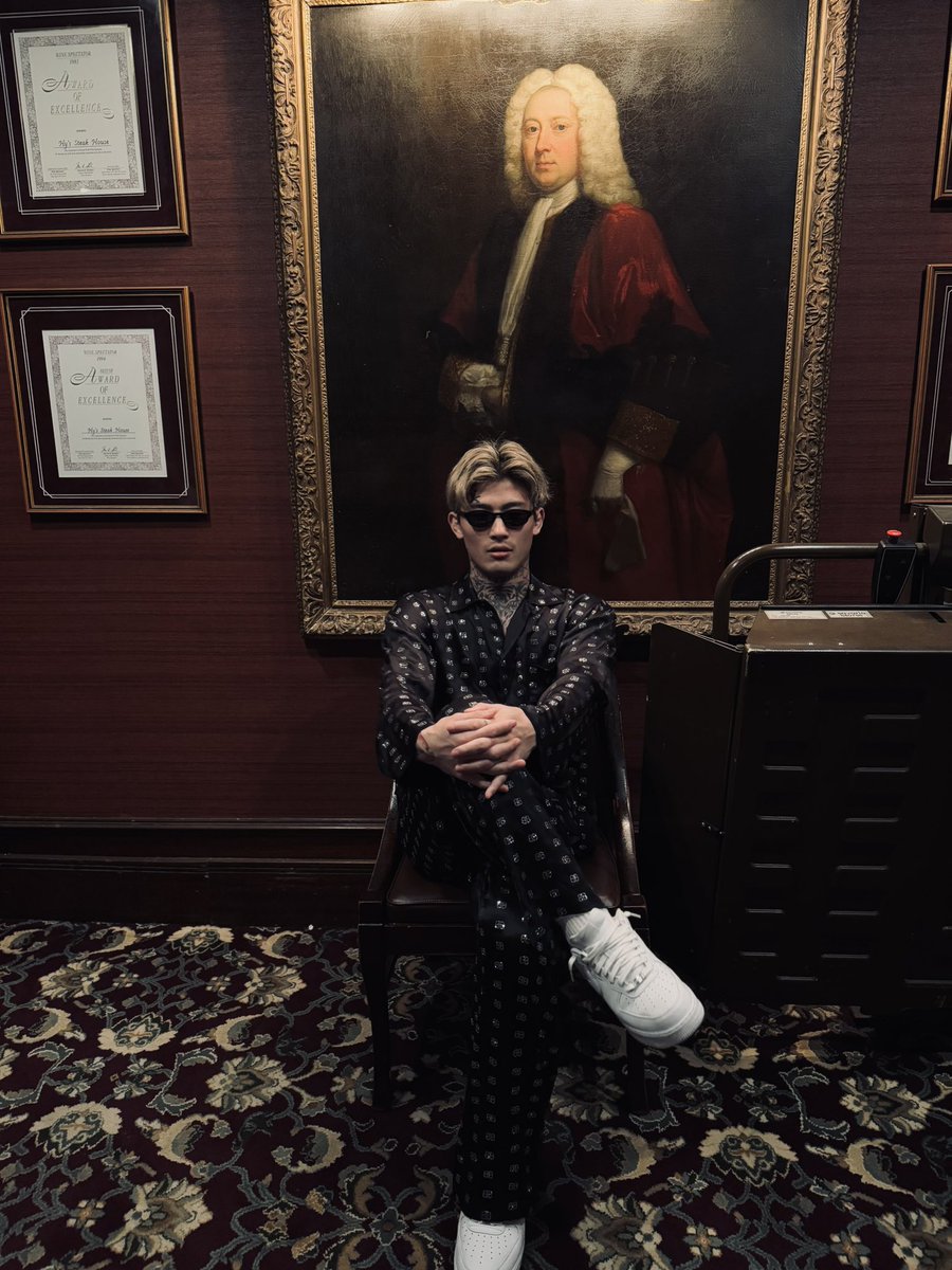 おすすめ☆Balenciagaエネルギー アキュムレーター ドレス 平本蓮 REN HIRAMOTO on X: