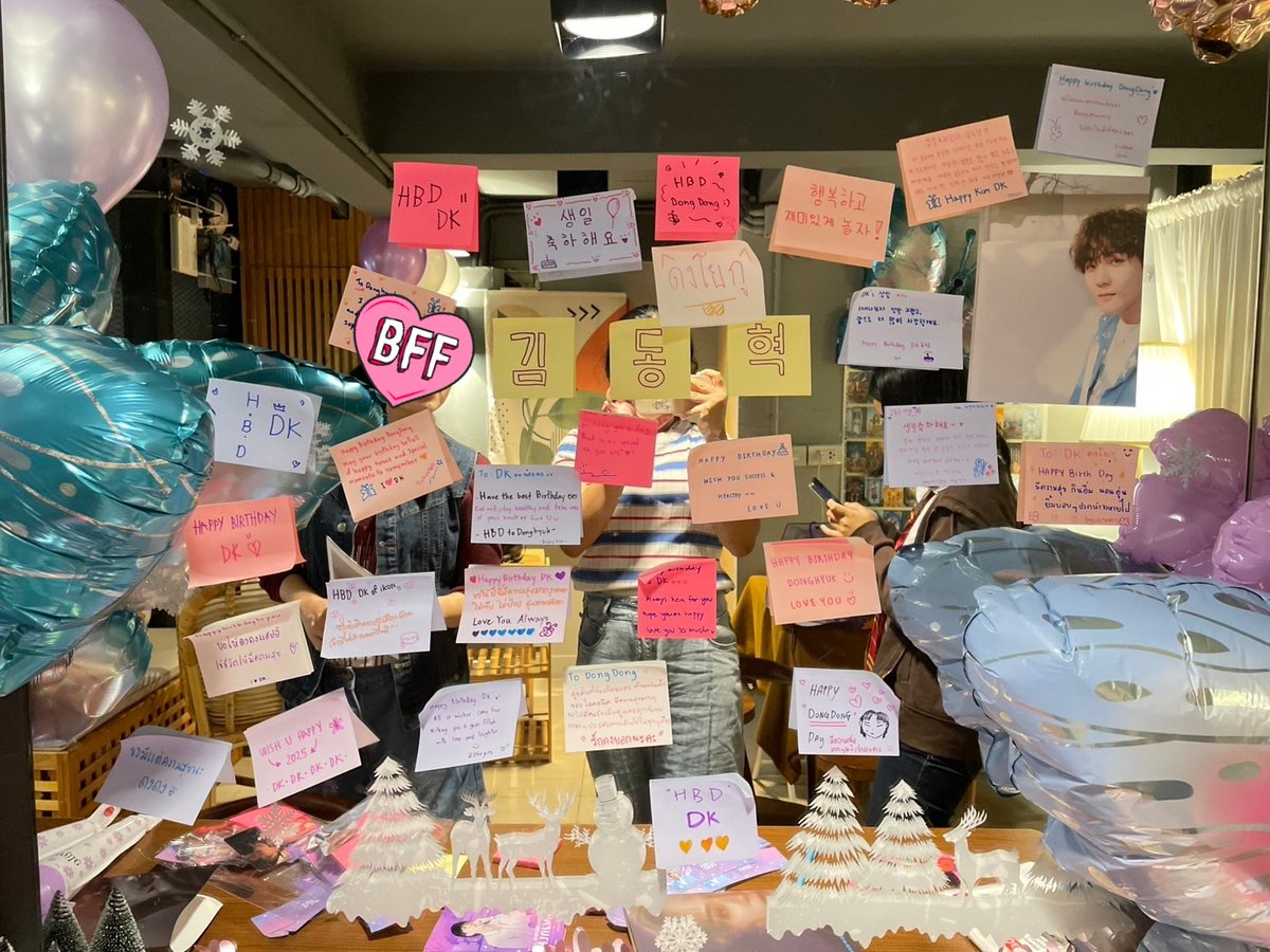OnlyDK_ikon's tweet photo. จบไปแล้วกับคาเฟ่วันเกิดสุดคิ้วบ์ของพวกเราา🎉🎆🤗🎂

ขอขอบคุณไอคอนิกที่ท่านที่ให้การสนับสนุนนะคะ ไว้พบกันใหม่ปีหน้าน่า🦋🌌

#LetGroovinwithDK
#DonghyukWonderfulDay
#DONGHYUK #DK #iKON https://t.co/gsygdwSMgh