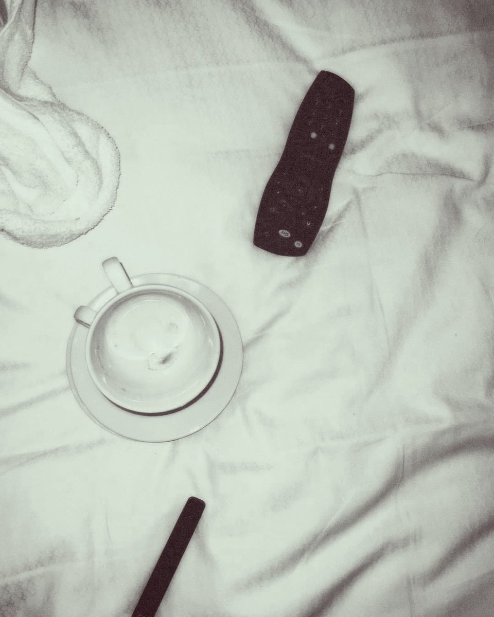 BKEEPlNG0D's tweet photo. ㅤㅤ
ㅤㅤ𝑨𝒉, 𝒅𝒐𝒏'𝒕 𝒓𝒆𝒂𝒍𝒍𝒚 𝒌𝒏𝒐𝒘 𝒘𝒉𝒂𝒕 𝑰'𝒎 𝒅𝒐𝒊𝒏𝒈.
ㅤㅤ https://t.co/lfiRl1FEmn