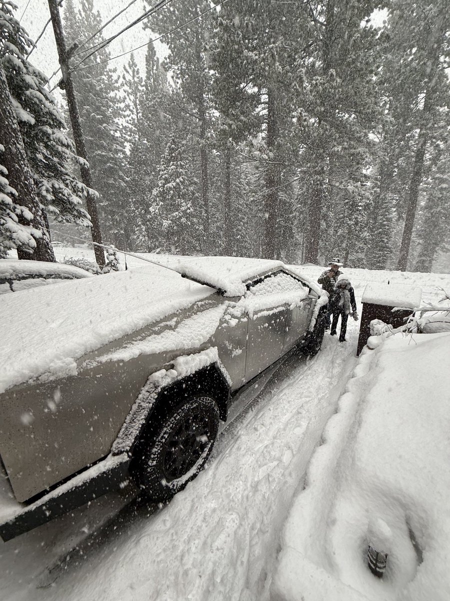 Cybertruck @ Tahoe