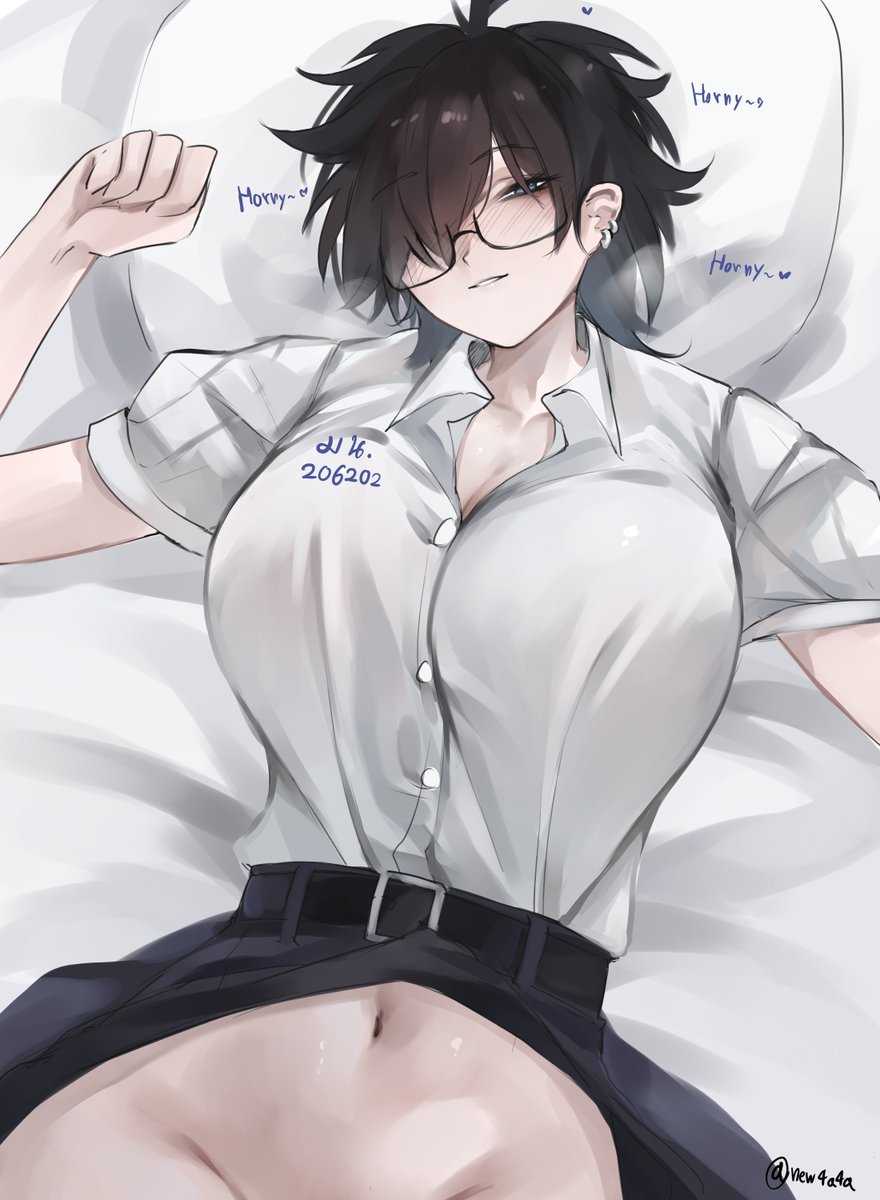 new4a4a's tweet image. She need...