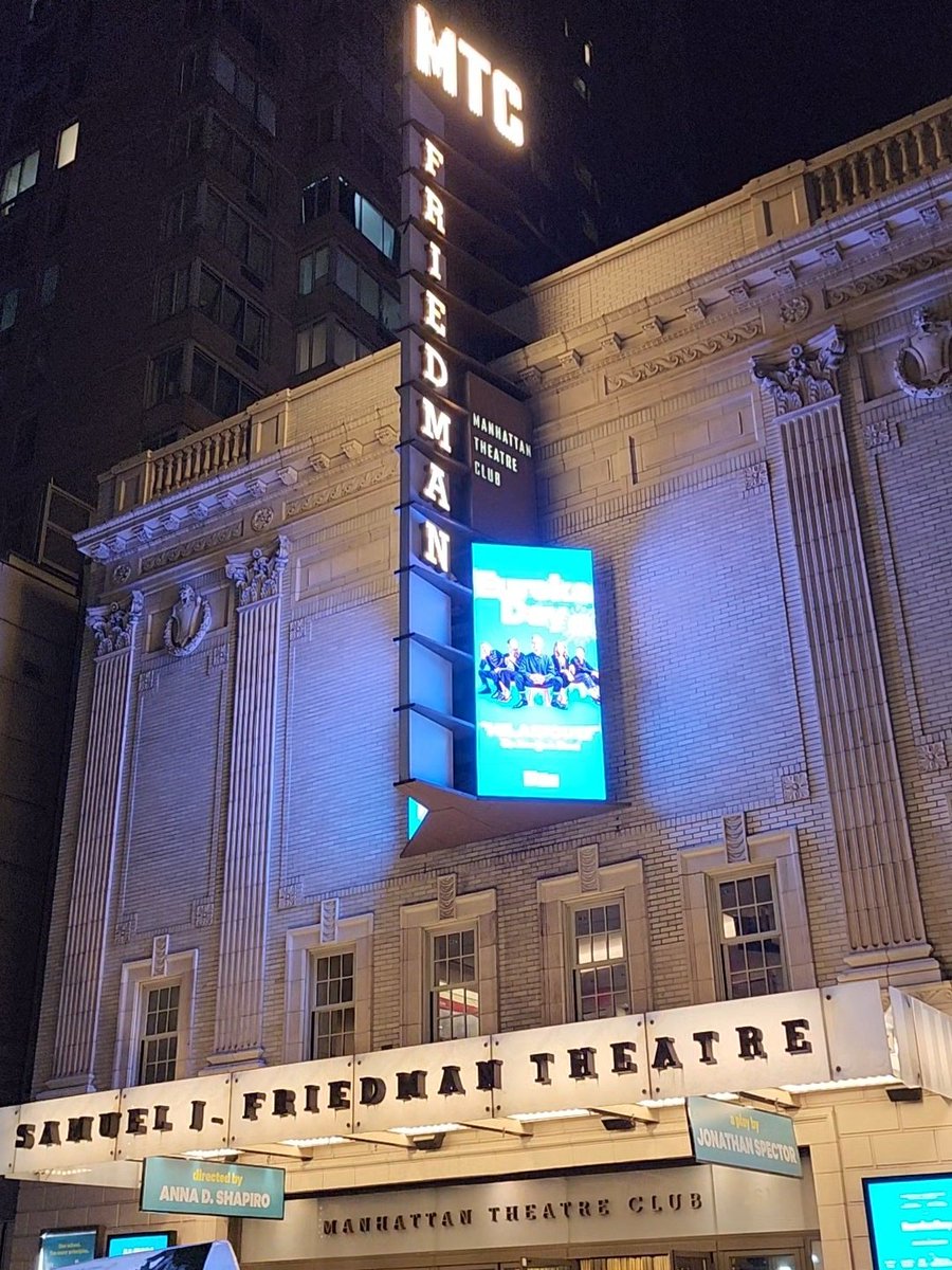 "Eureka Day" #play production by <a href="/MTC_NYC/">MTC</a>. Performing at the Samuel J. Friedman Theatre through 2/2/25. Keep an eye out for my full review!

manhattantheatreclub.com/shows/24-25-se…

#parents #school #theatre #showsiveseen #westCoast #socialJustice #woke #broadway