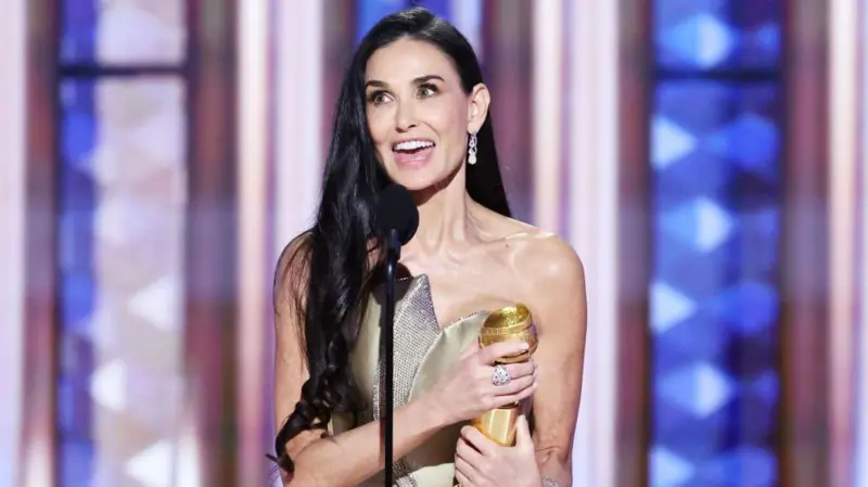 blindadosalas1's tweet photo. #GoldenGlobes2025 Anoche fue la entrega de este año y sin duda que DEMI MOORE se robó los flashes. Finalmente ganó el premio a la #MejorActriz por #TheSubstance Otros ganadores: KIERAN CAULKIN #ActorDeReparto y ADRIEN BRODY #MejorActor El #02Mar será turno para los #Oscars2025 https://t.co/fay4RQLw9s